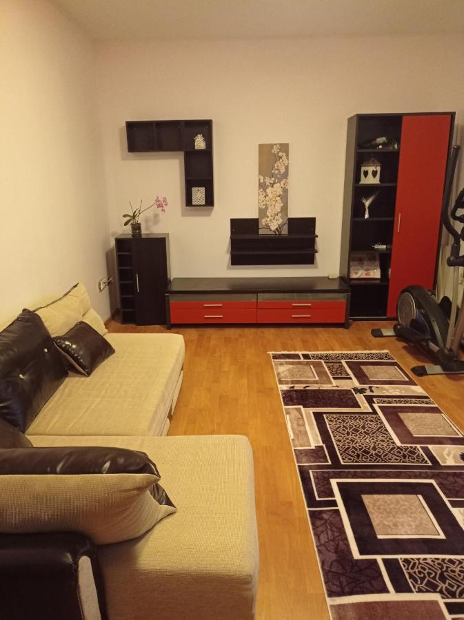 Bed and Breakfast Apartament Floreşti Zewnętrze zdjęcie