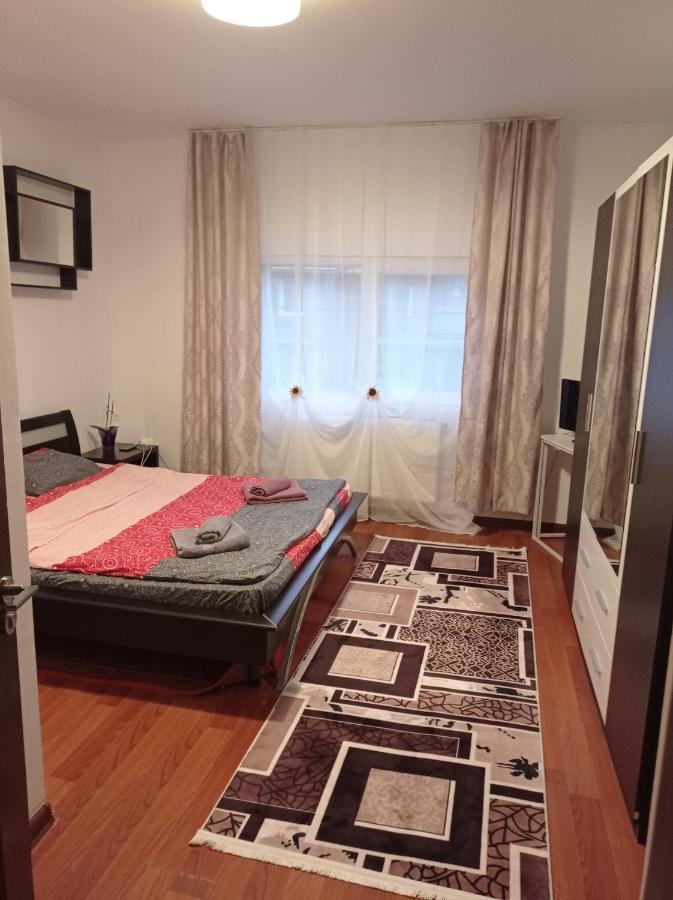 Bed and Breakfast Apartament Floreşti Zewnętrze zdjęcie